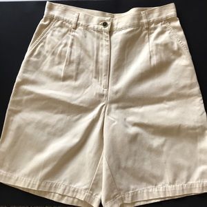 LLBean light yellow denim Bermuda shorts Sz 8
